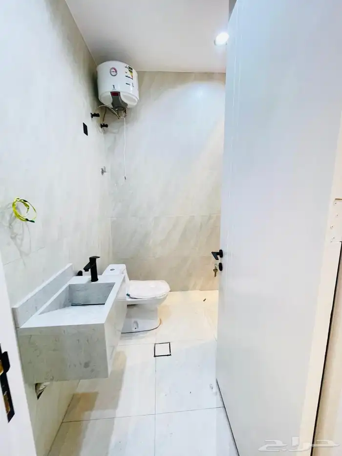 للبيع روف علوي مع ملحق با الخميس موقع مميز جدا من 650 الف 18