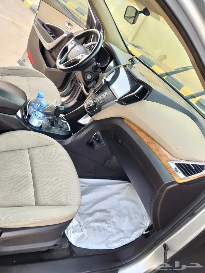 Hyundai grand santafai 2016 9