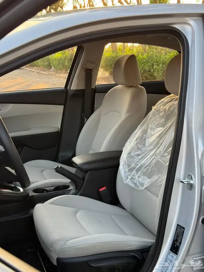 كيا سيراتو 2024 استاندر كالجديد 16