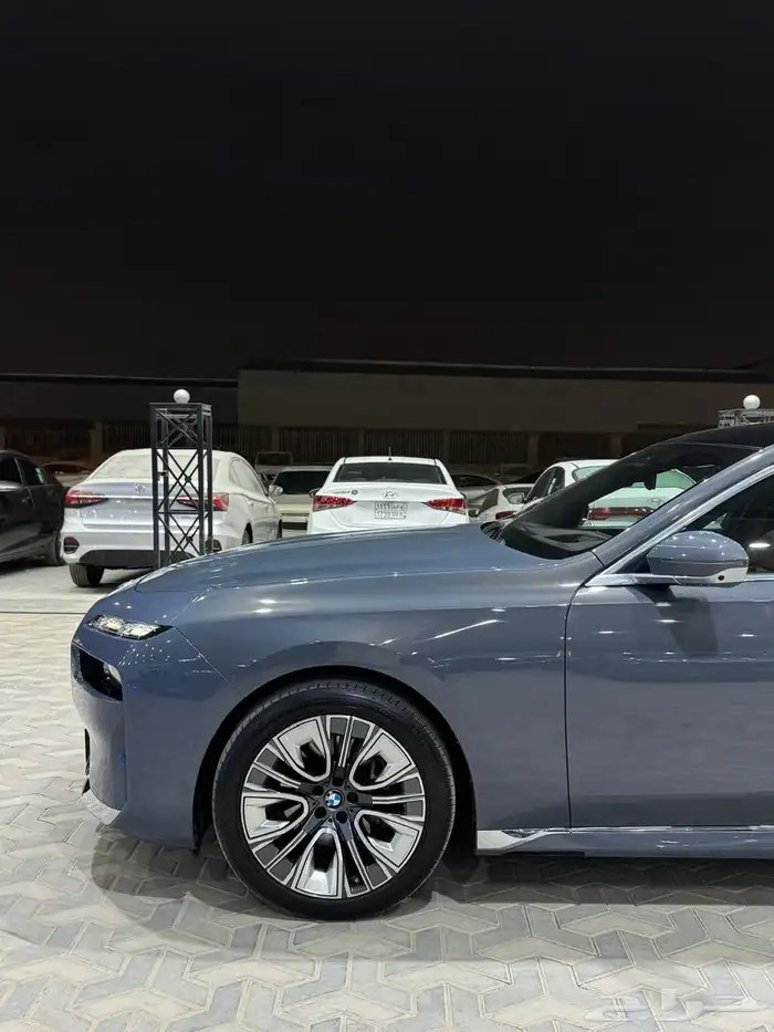 بي ام دبليو 735 2023 اسعار مناسبة فل ناغي كامل تحت الضمان 6