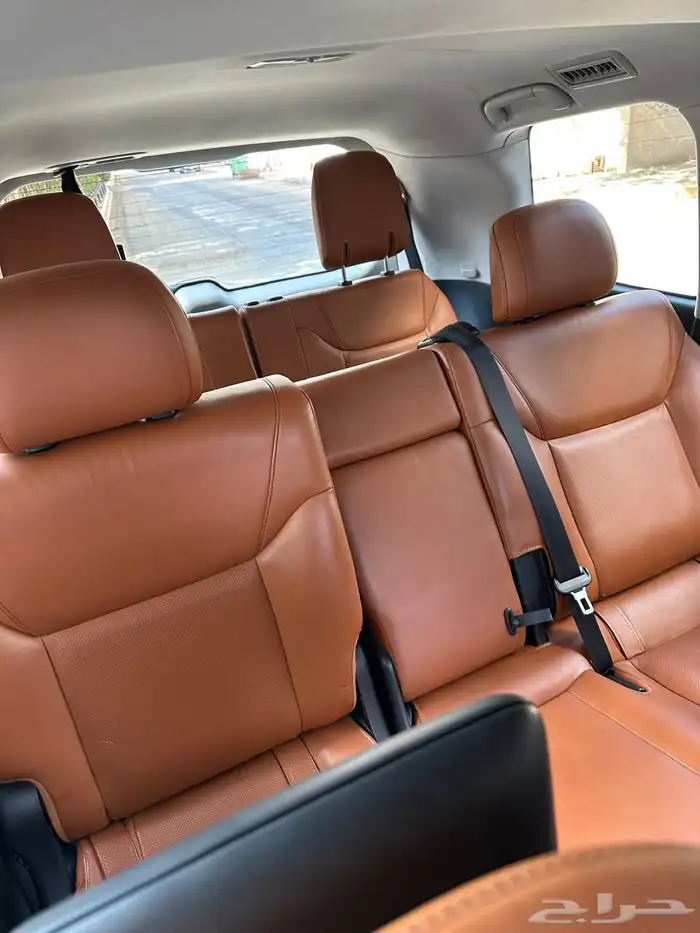 لكزس LX570فل كامل 2012 15