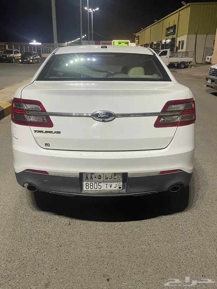 سيارة تورس فورد 2015 أبيض لولوي 6