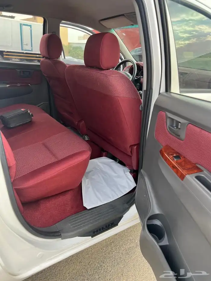 هايلوكس 2015 مخزن شبه جديد فل كامل سعودي GLX مشروط وكاله 17