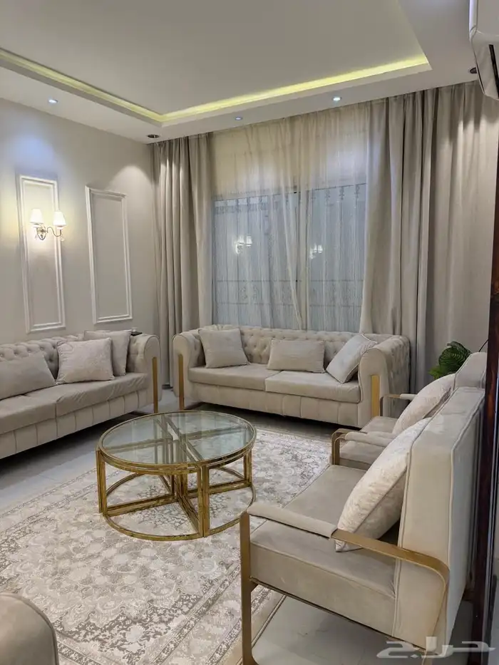 أثاث منزلي شبه الجديد 5