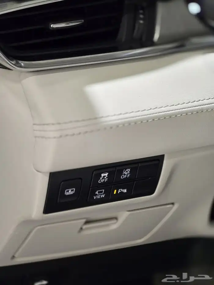 مازدا C6 موديل 2025 بحالة الوكالة 18