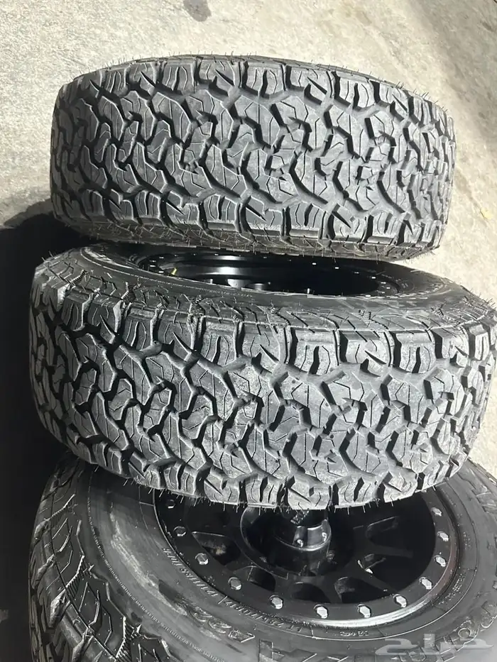 جنوط ميثود 6 مسمار مع كفرات نص حجري مقاس 17 5