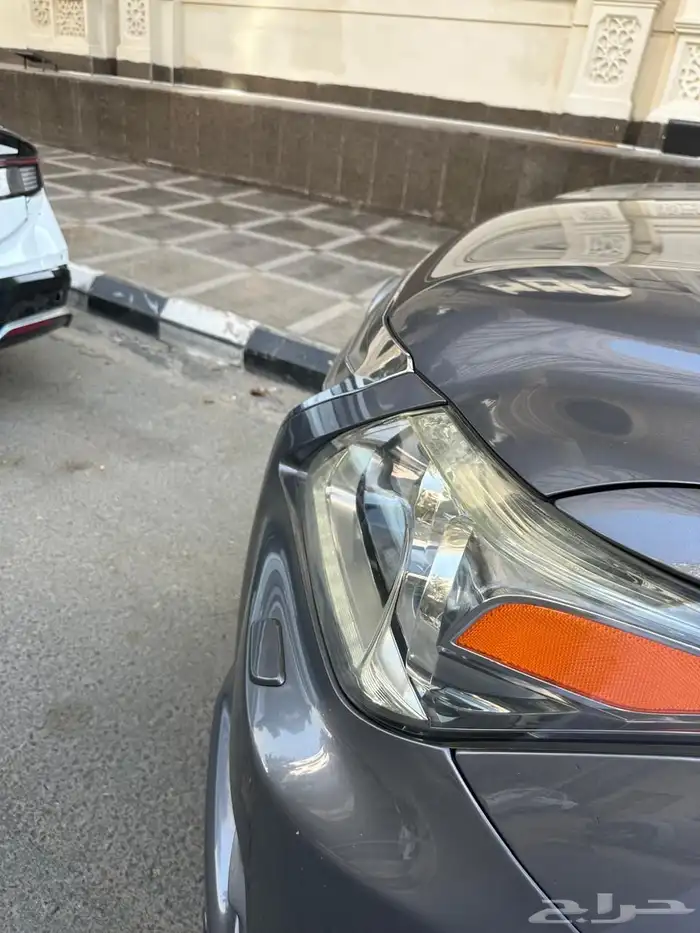 لكزس LX570فل كامل 2012 19