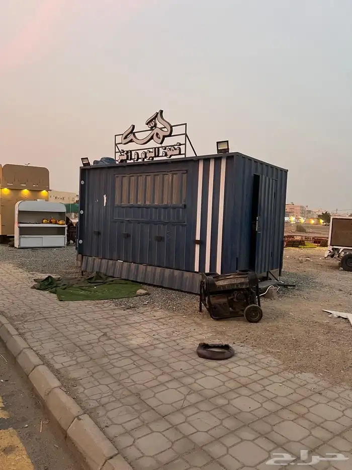 فود ترك للإيجار بالترخيص 1