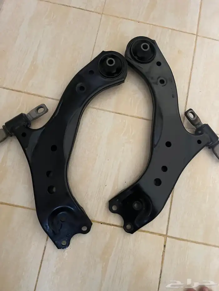 مقصات Lexus2019 اربعة سلندر 0