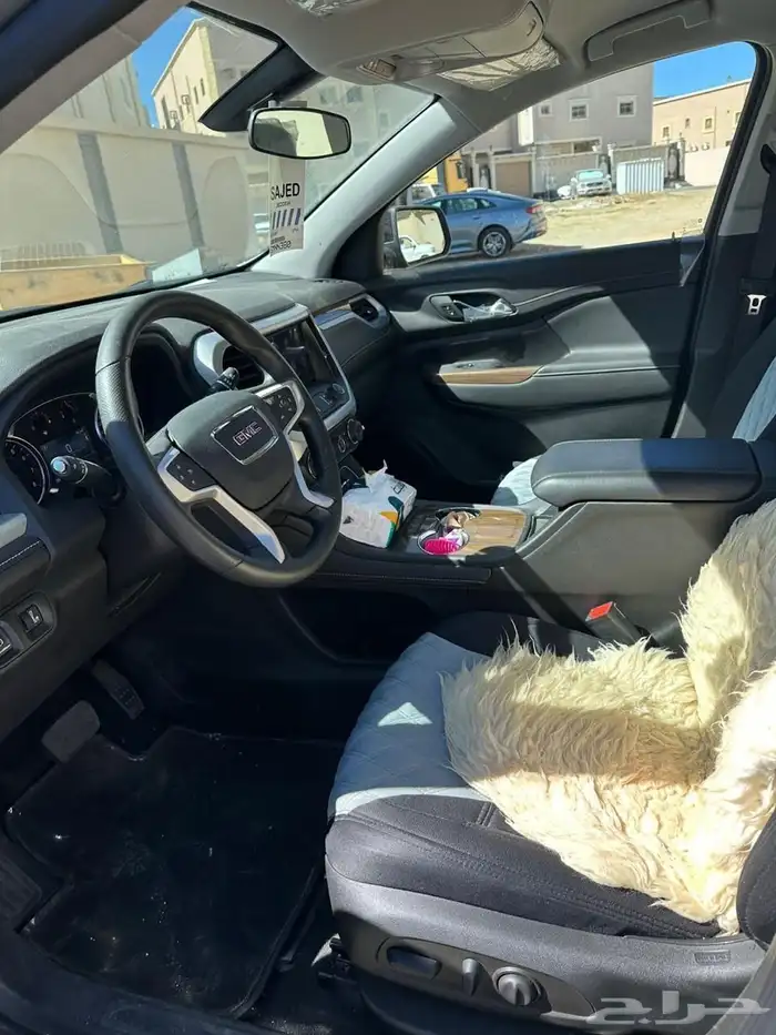 اكاديا جي ام سي 1