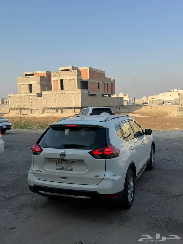 اكس تريل 2022 5 مقاعد 1