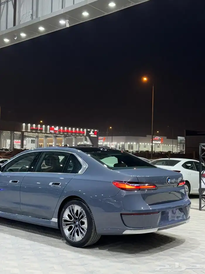 بي ام دبليو 735 2023 اسعار مناسبة فل ناغي كامل تحت الضمان 8