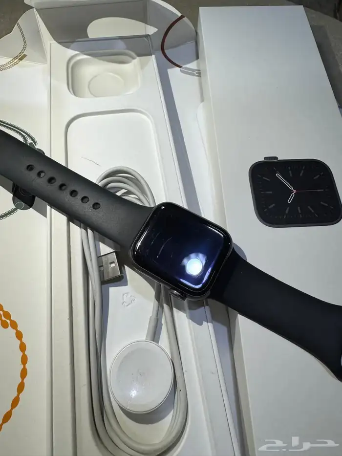 للبيع ساعة ابل اصدار 6 (40 مم) يدعم شريحة 5