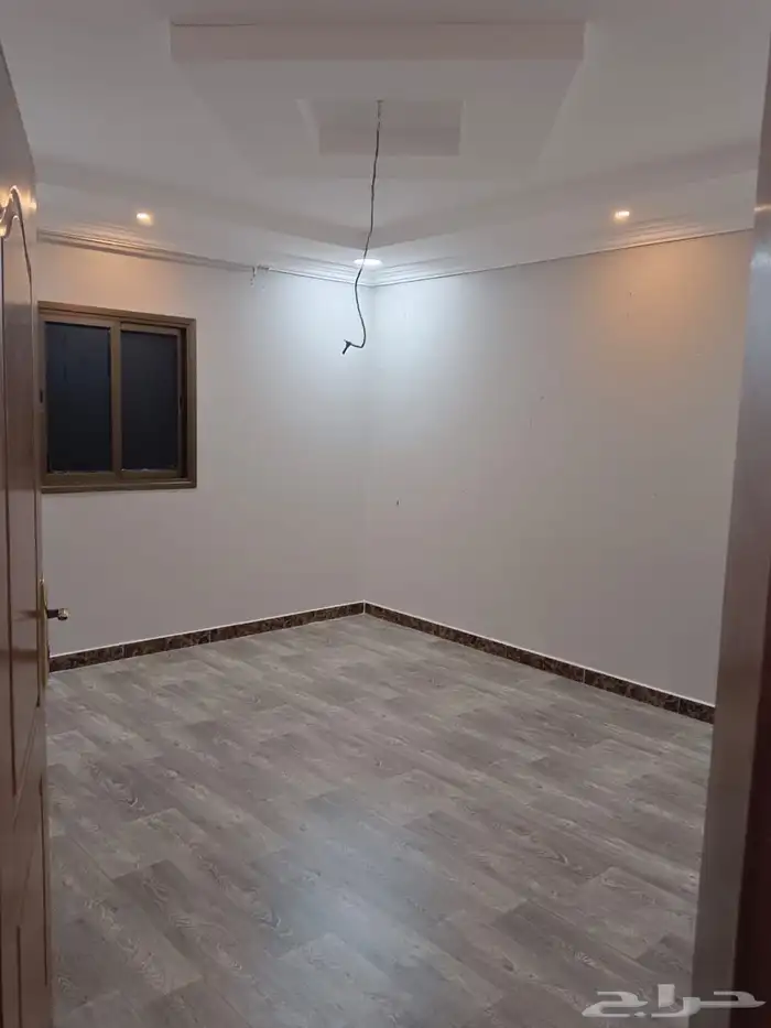 شقة للإيجار بسطح خاص في الفاخرية الدمام 3
