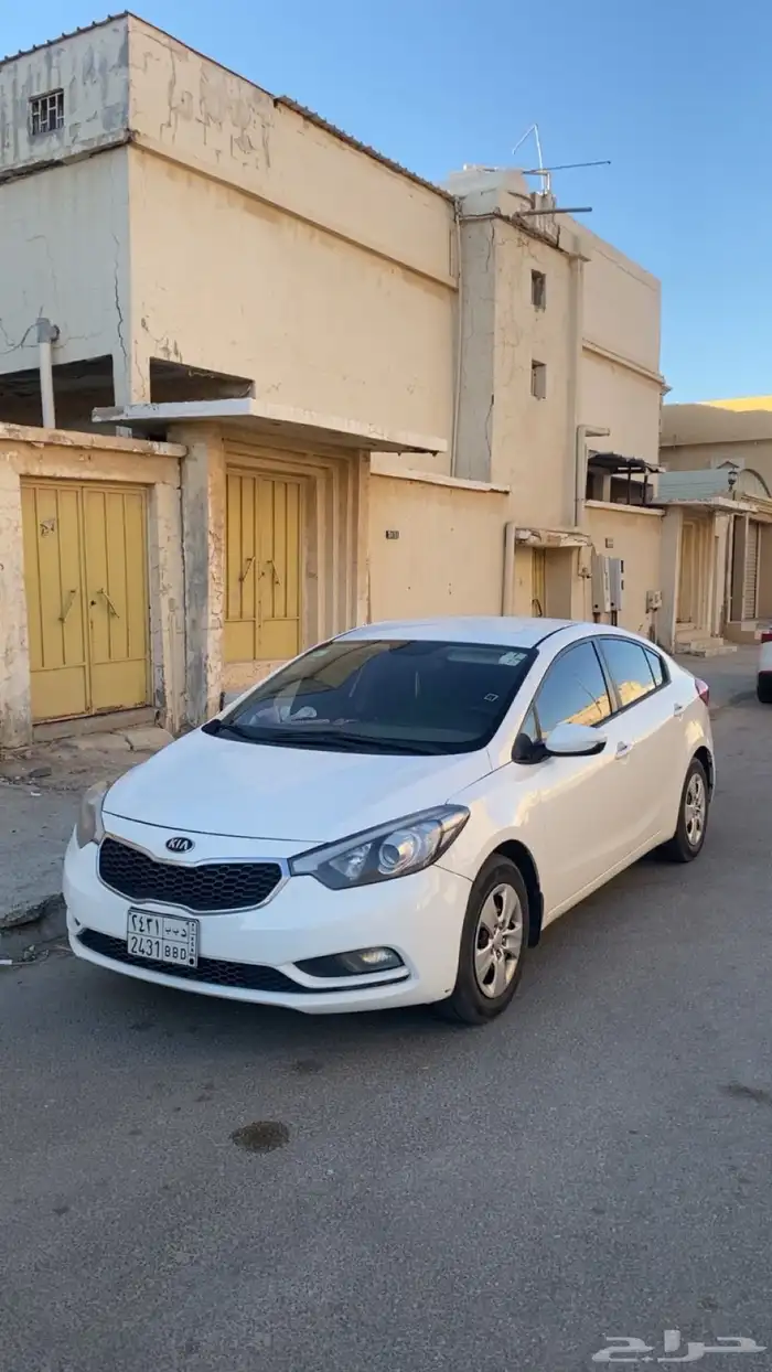 كيا سيراتو 2014قير عادي نظيفه شرط 3
