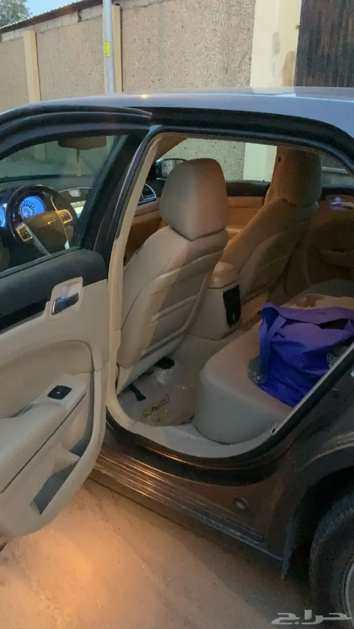 كرايسلر V8 12