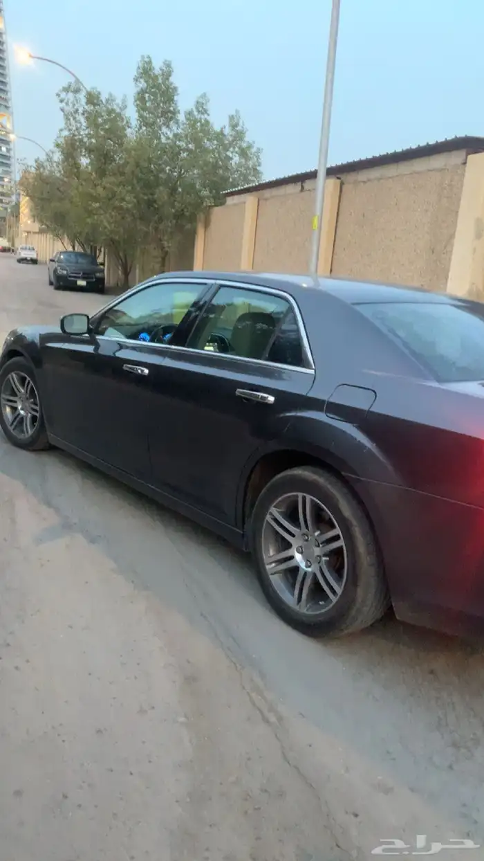 كرايسلر V8 3