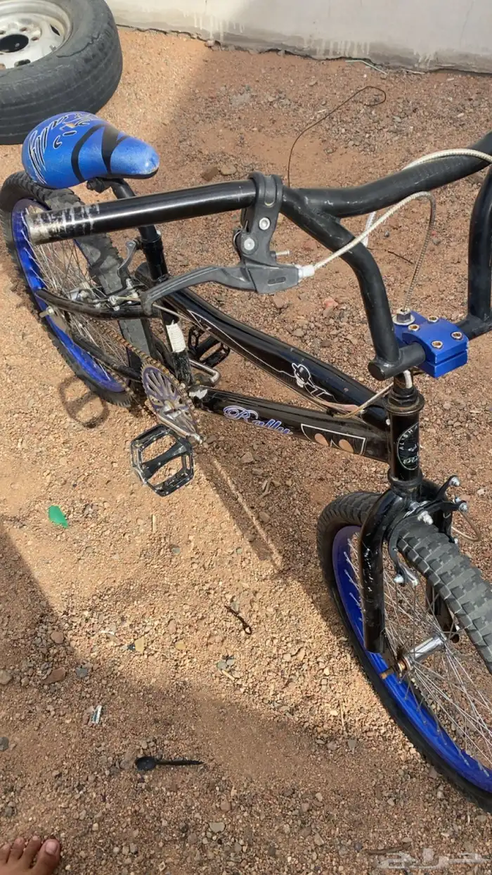 سيكل بس ال كفرات الي قدام و الي وره خربان اما  الباقي سليم 0