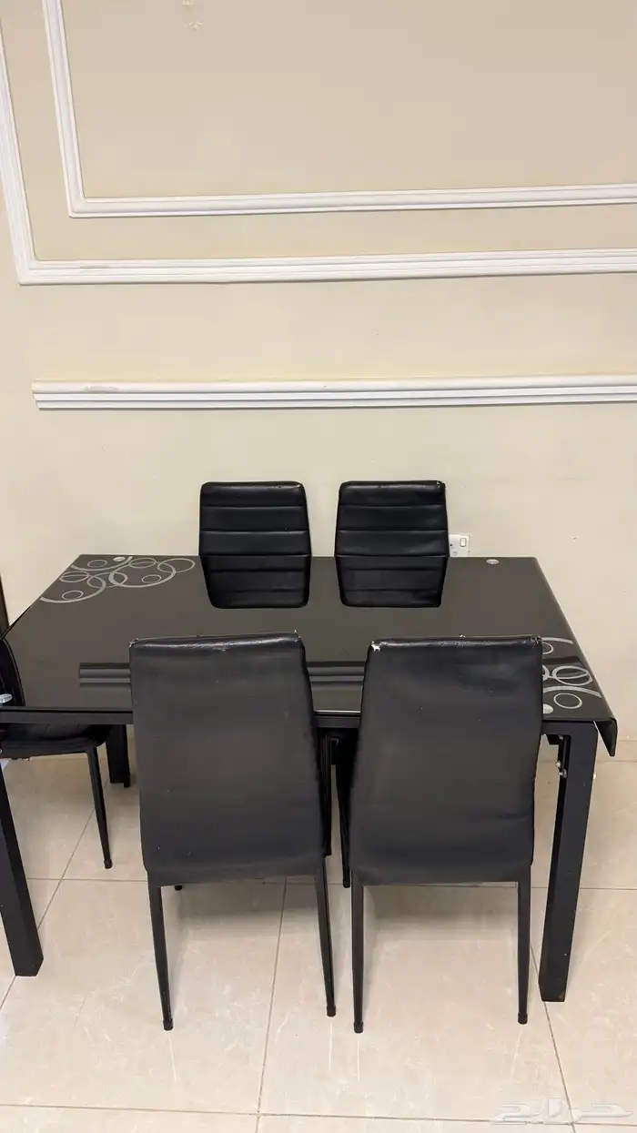 طاولة طعام كراسي جلد خمسة 2