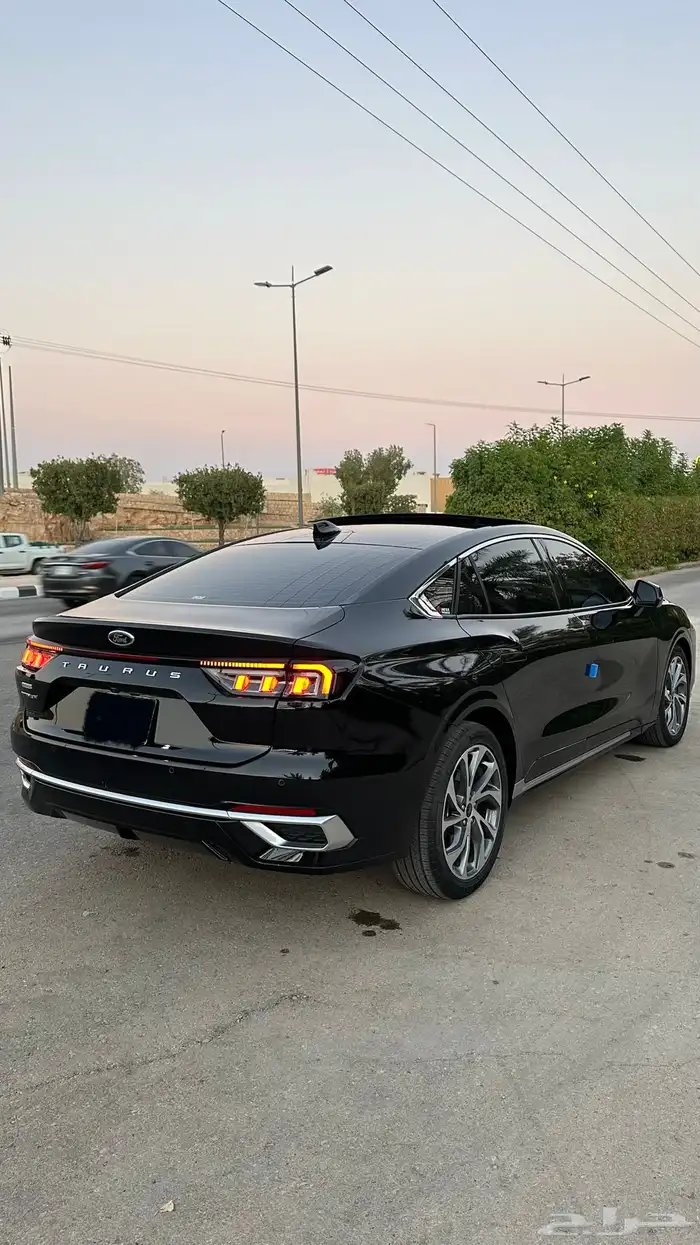 فورد تورس 2024 تيتانيوم 2