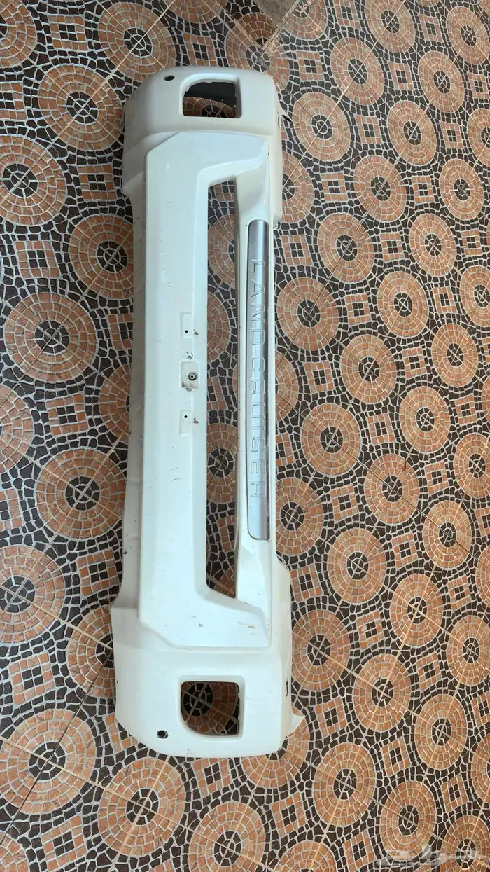 صدام لاندكروزر 2