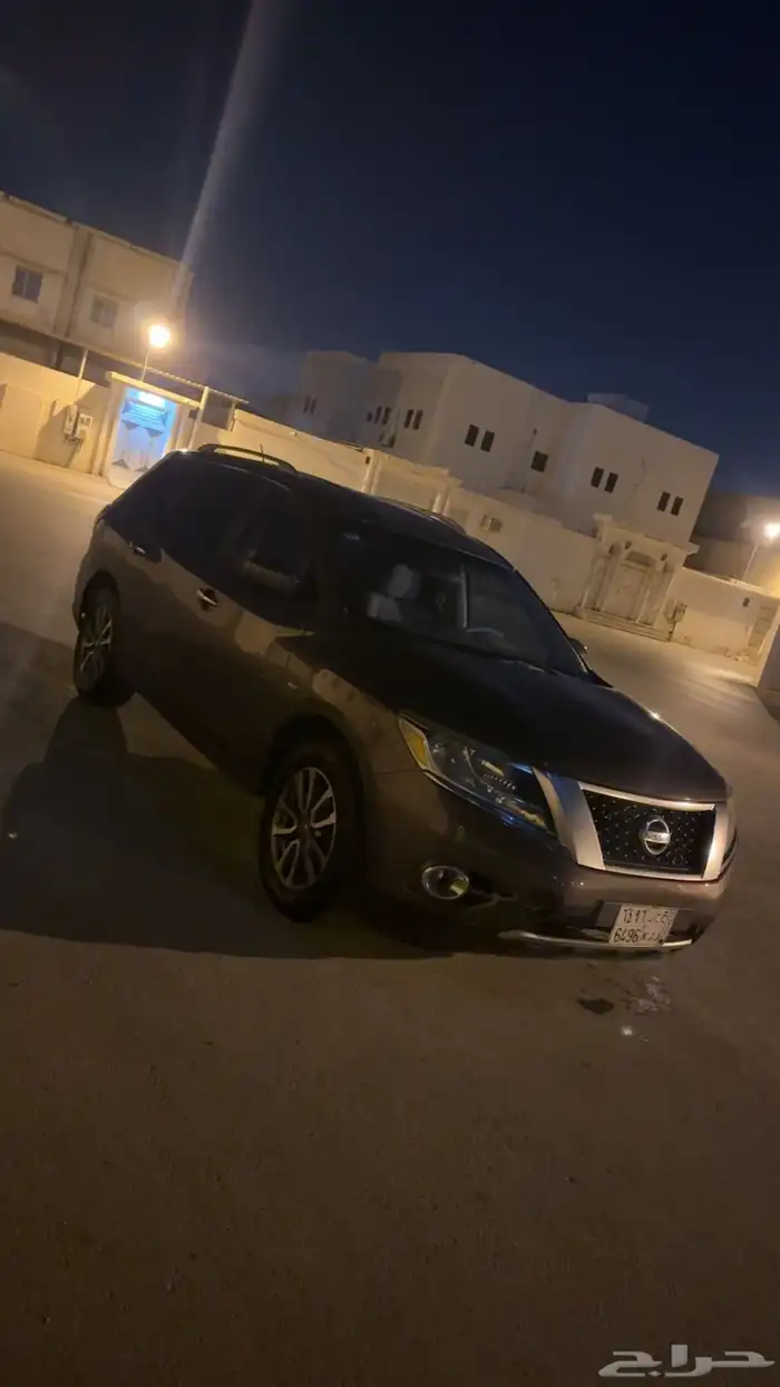 نيسان باثفايندر 2013 2