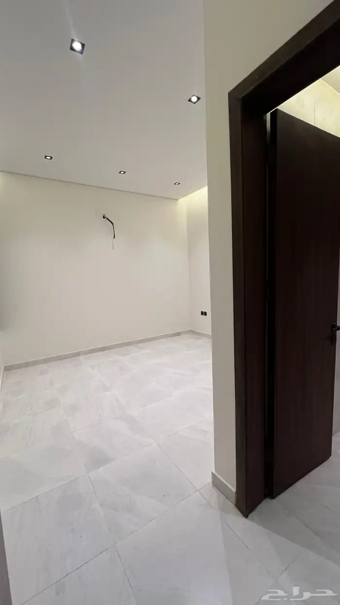 شقه للبيع في الوسام 5