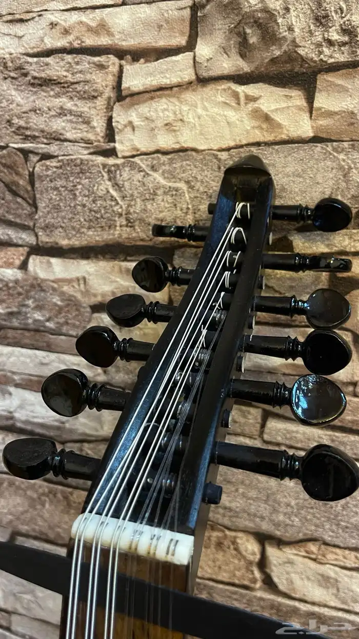 عود لوكس من مركة خالد عزوز جودة وأناقة لا مثيل لهما 9