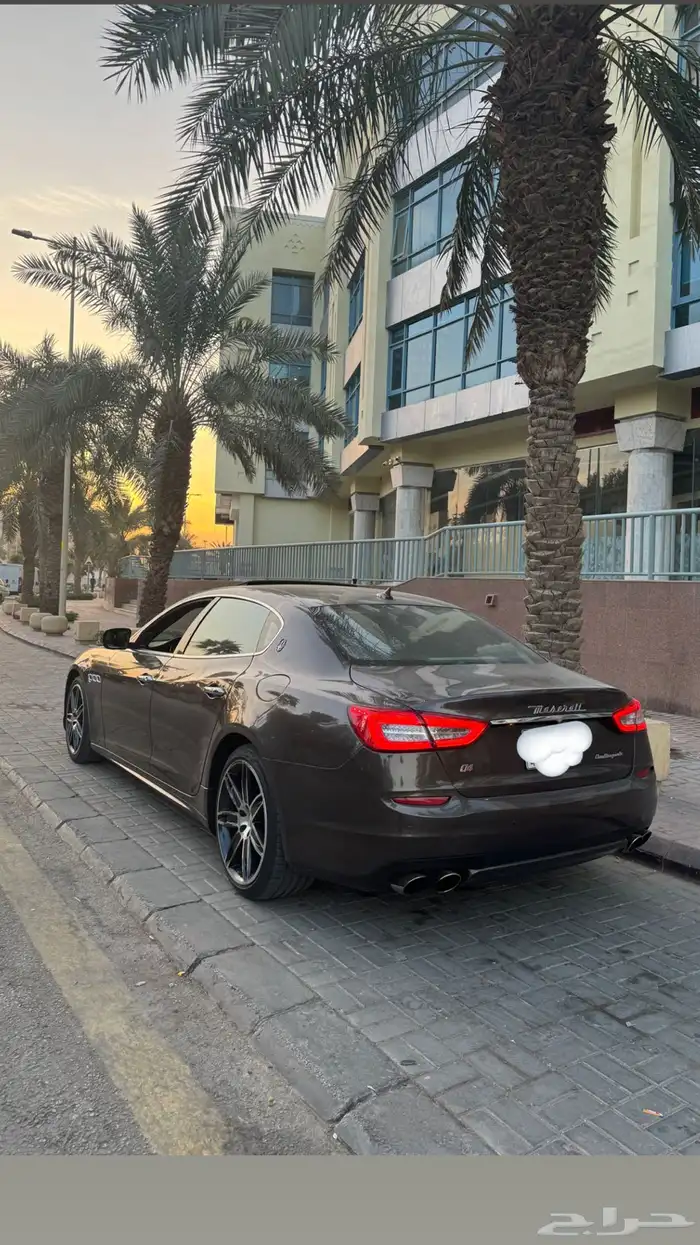 للبيع مازيراتي كواترو موديل 2016 فيها دقة خفيفة مصدوم 6