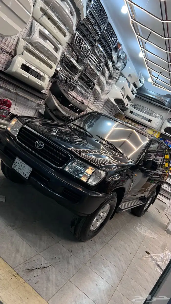 لاندكروزر اسود جيب صالون 5