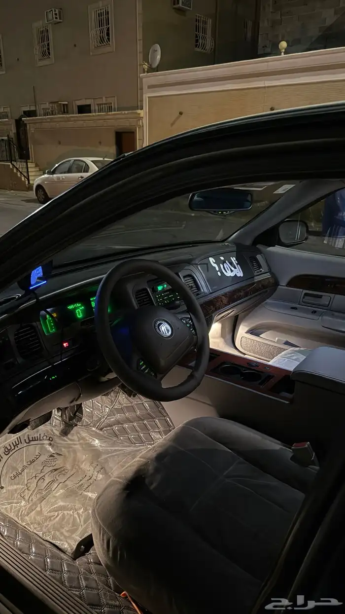 فورد قراند ماركيز 2004 11