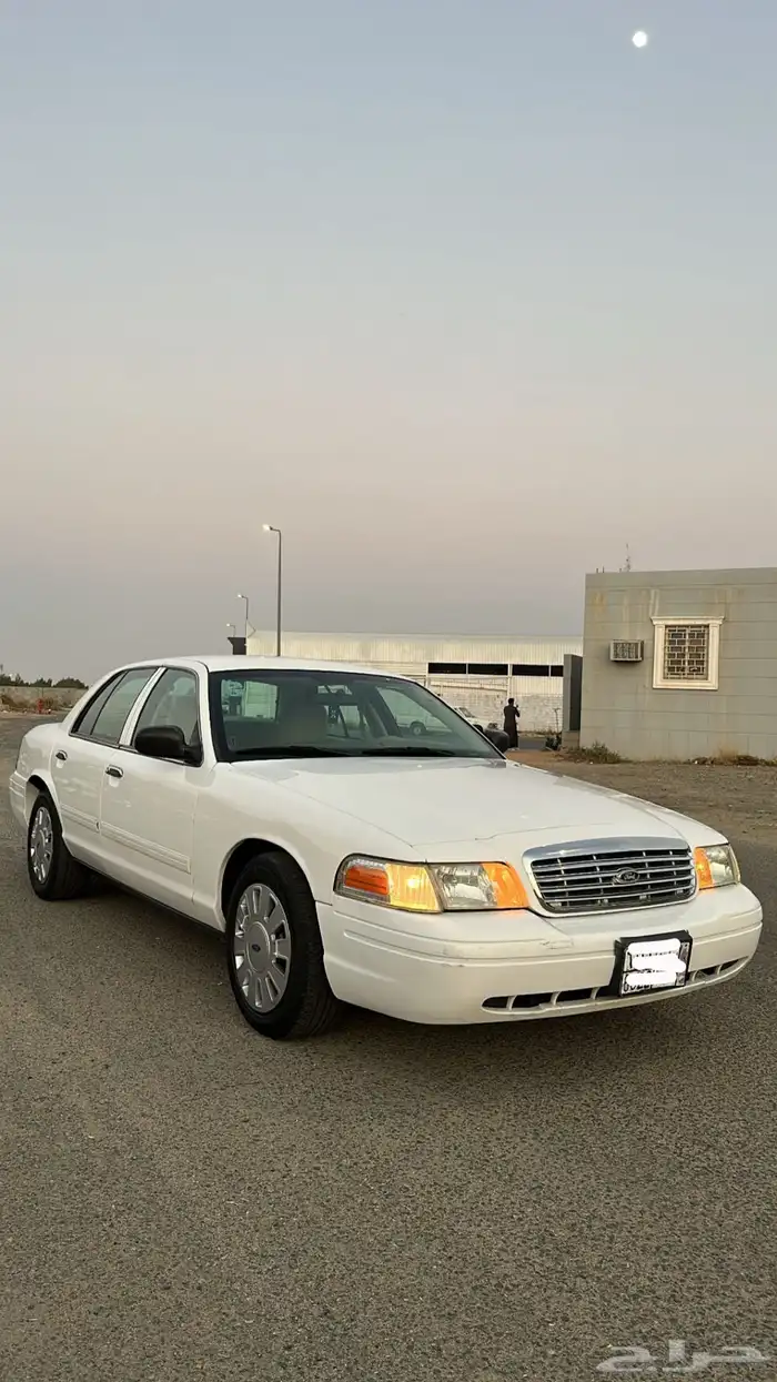 فور كراون فكتوريا 2011 2