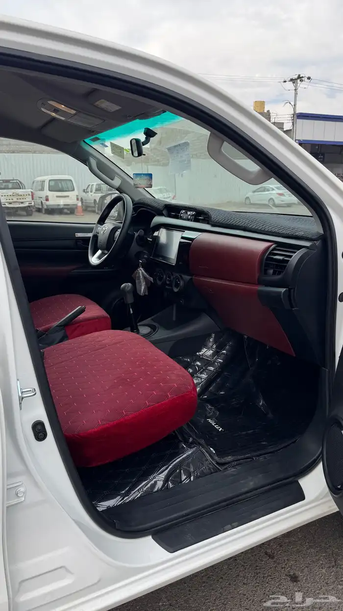 هايلوكس 2025 9