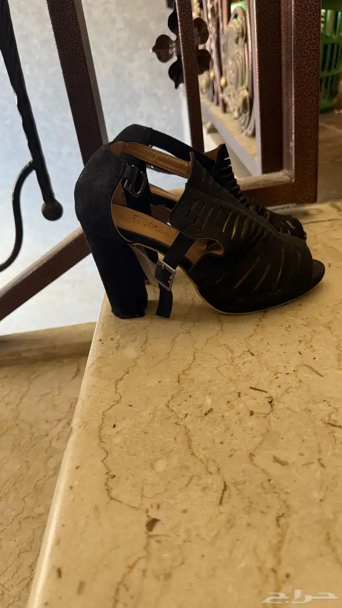 مجموعة كعوب للبيع 3