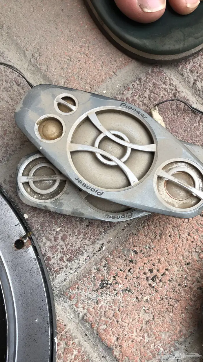 سماعات 1400 واط و300 واط 0