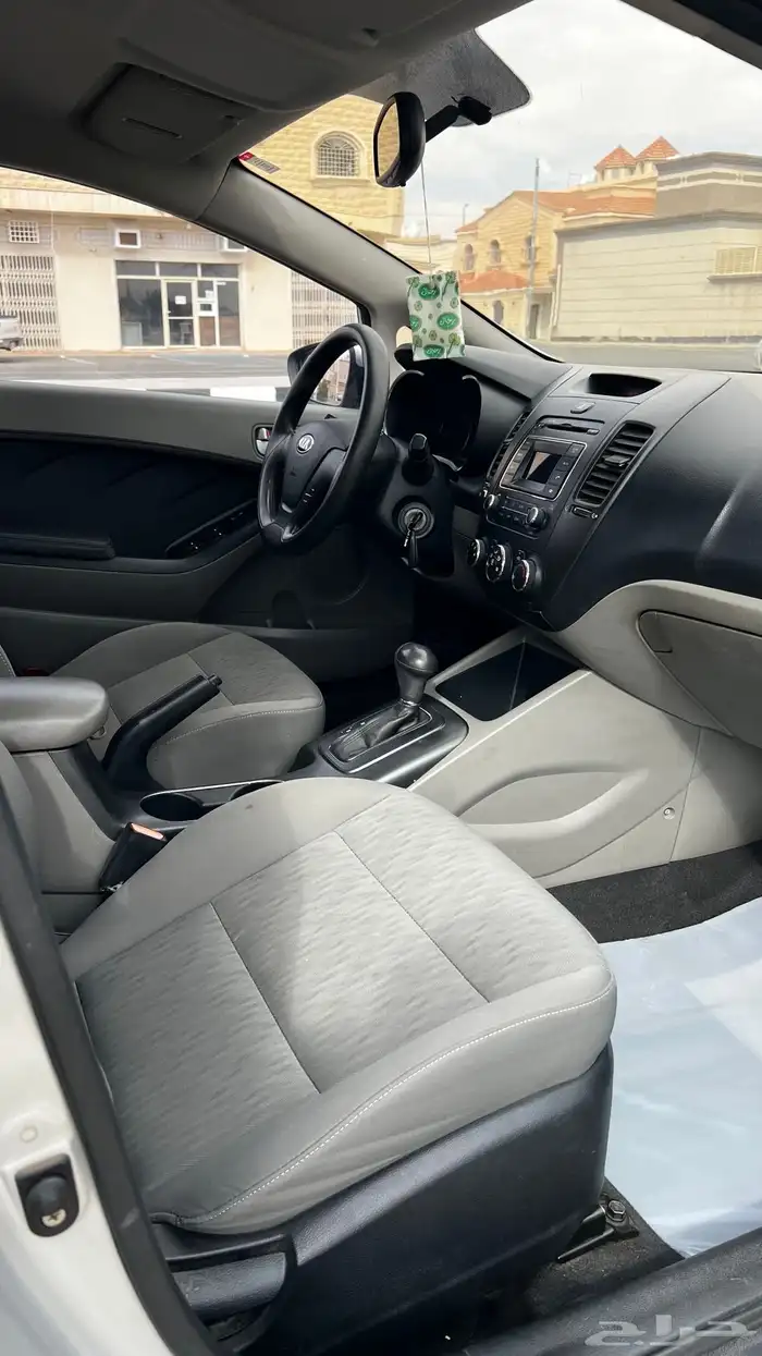 للبيع سيراتو موديل 2016 11