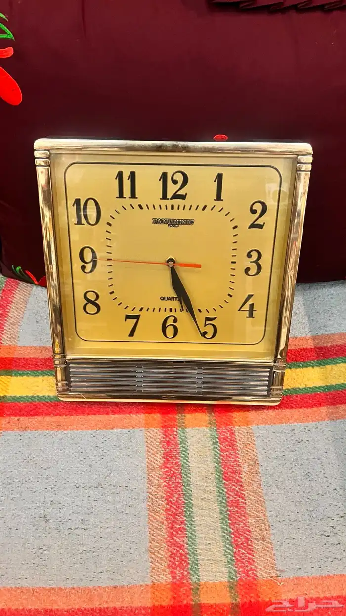 ساعة يابانية 2