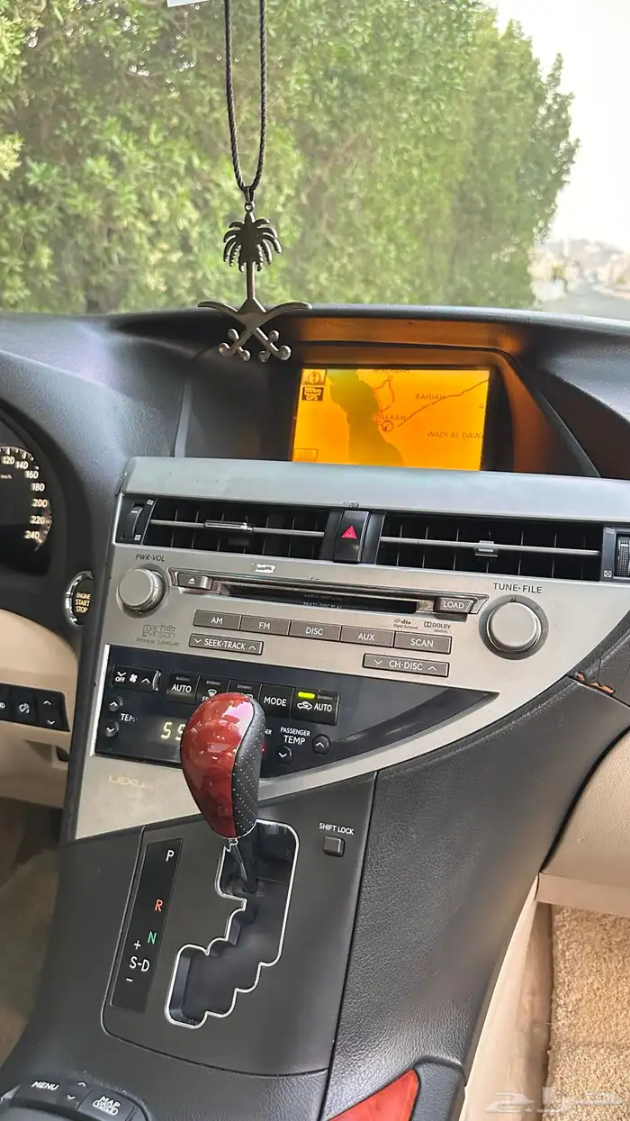 لكزس بلد كامل 81