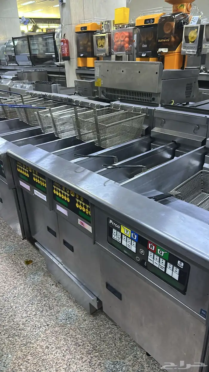 بيع جميع معدات المطاعم والمخابز والكفيهات المستعمله شبه جد 52
