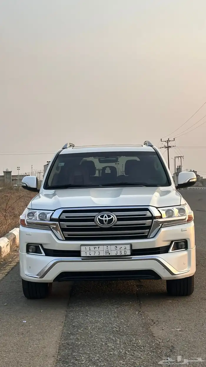 لاندكروزر GXR 2018 مخزن 3