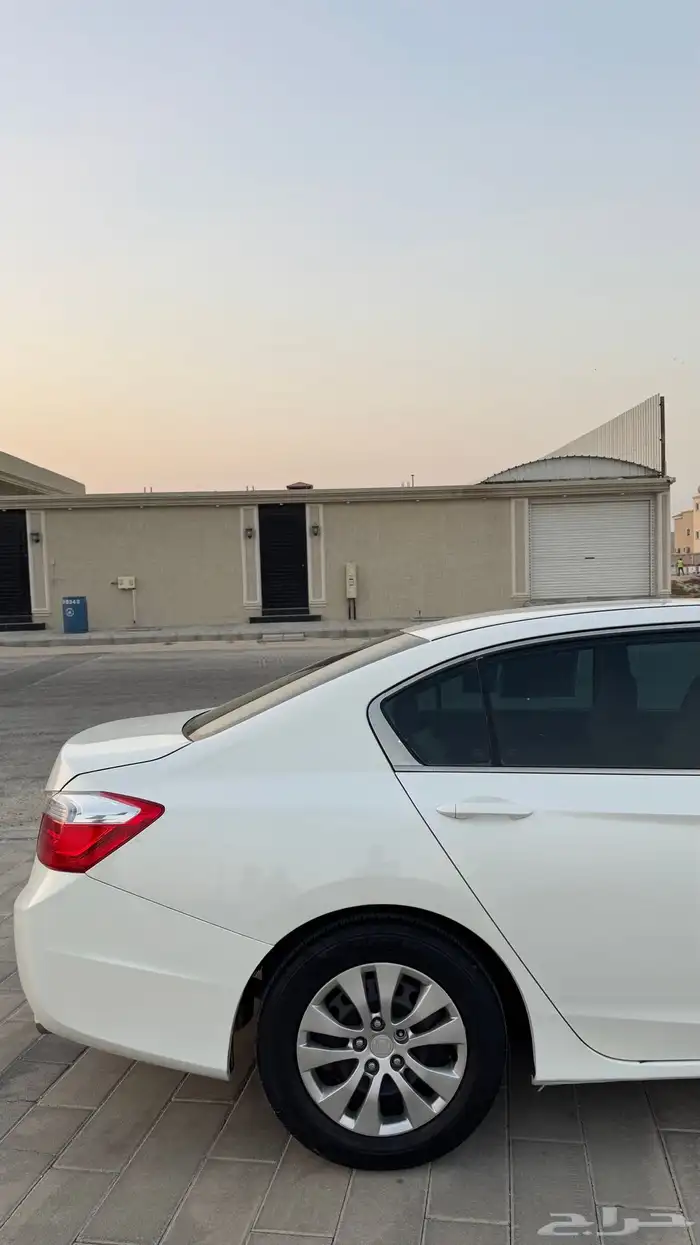 هوندا اكورد كويتيه 4