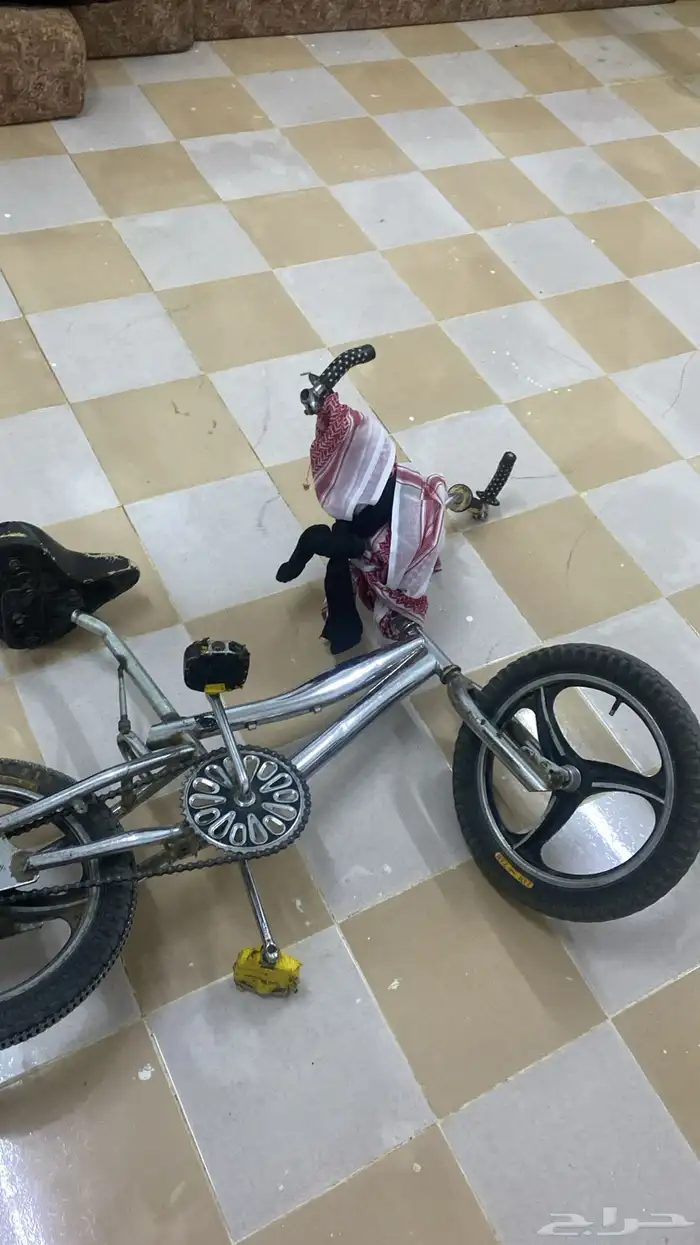 سيكل 16 لون فضي بدون فرامل حنوط مروح سيكل نضيف 2