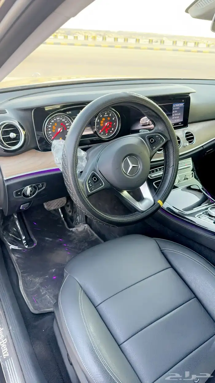 مارسيدس E300 4