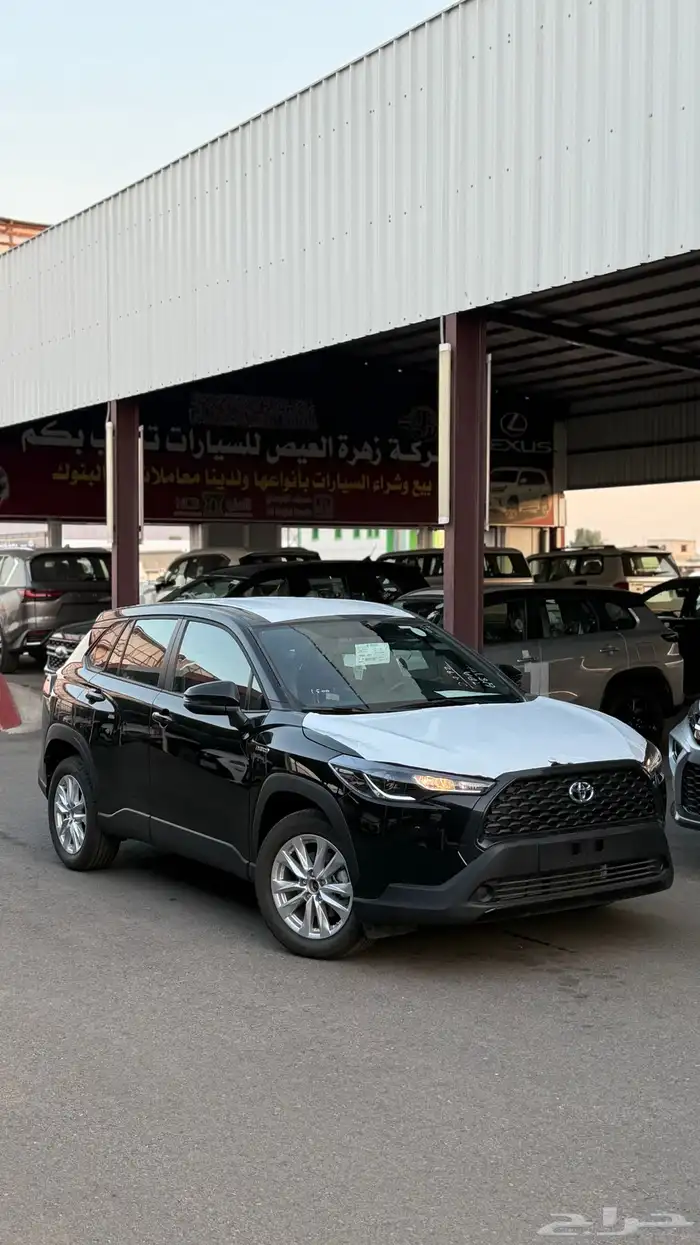 تويوتا كرولا كروس 2024 فئه الاستاندر 77500 شامل الضريبه 1
