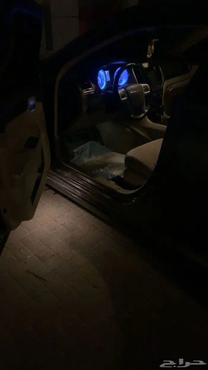 كرايسلر V8 16