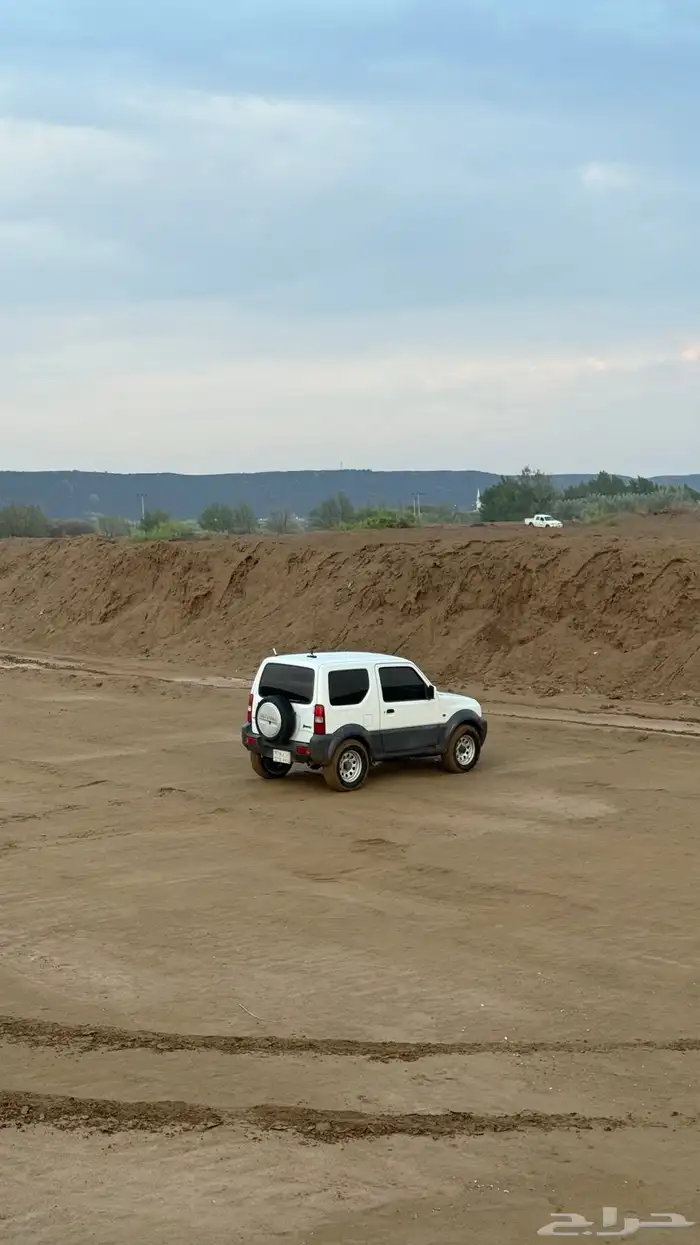 سزوكي جيمني 4