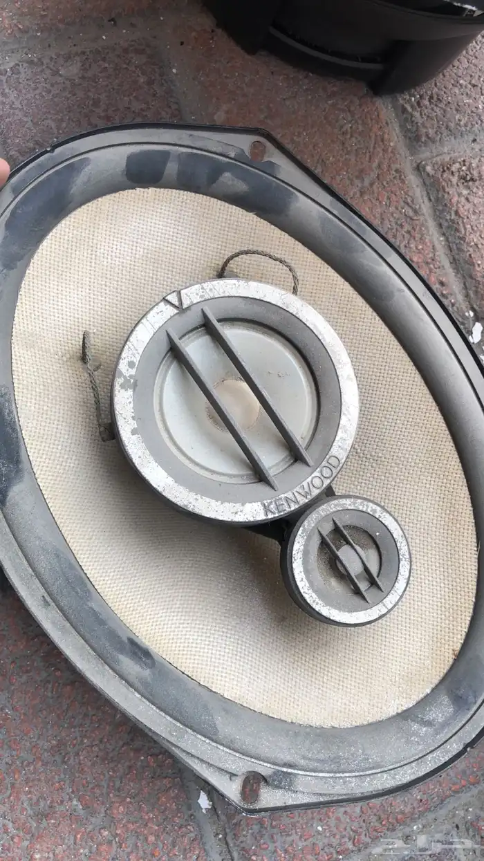 سماعات 1400 واط و300 واط 2