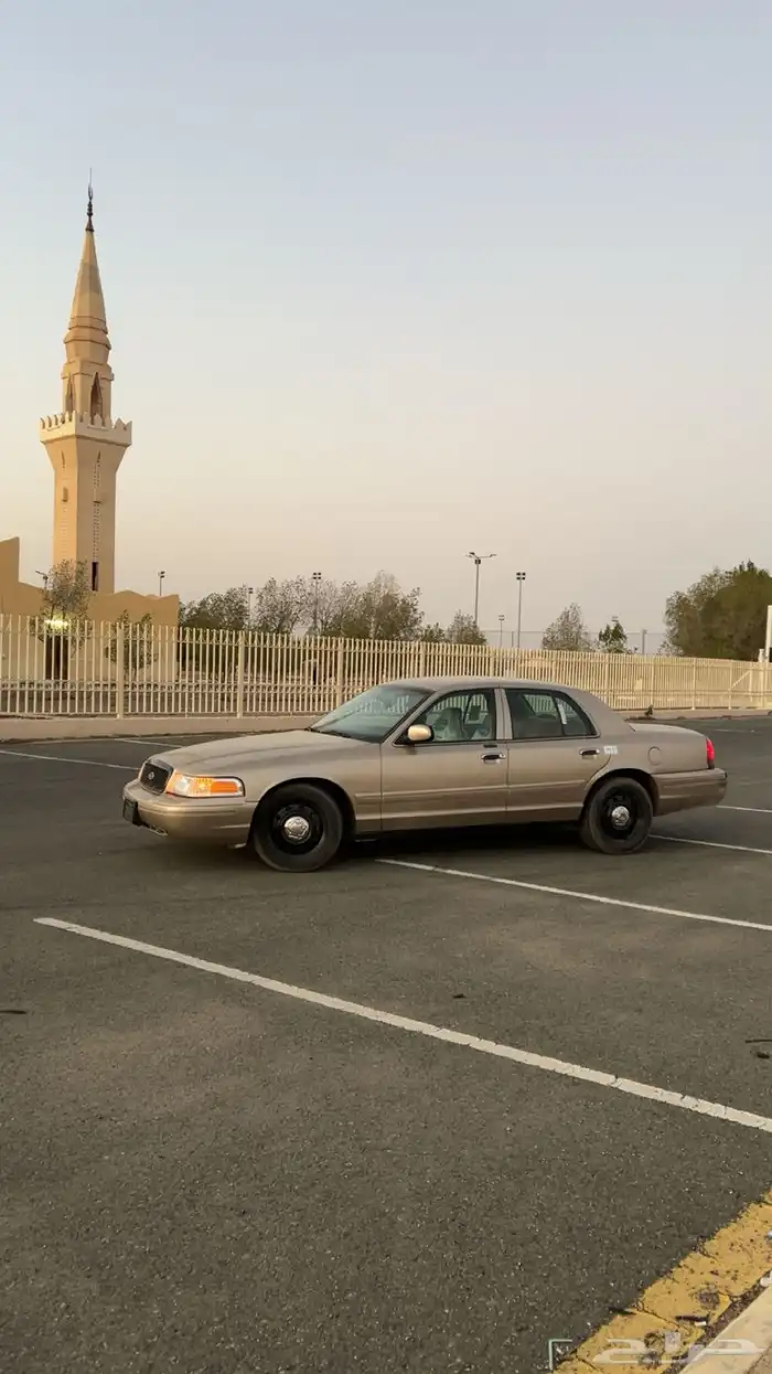 فورد بوليسي 2003 9