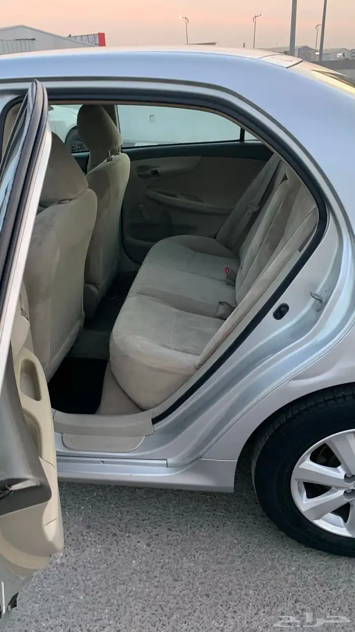 تويوتا كورلا 2010 نظيفة منوة المستخدم 18