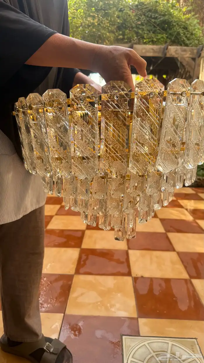 ثريا جديده غير مستعمله بكرتونها 5 ادوار 1